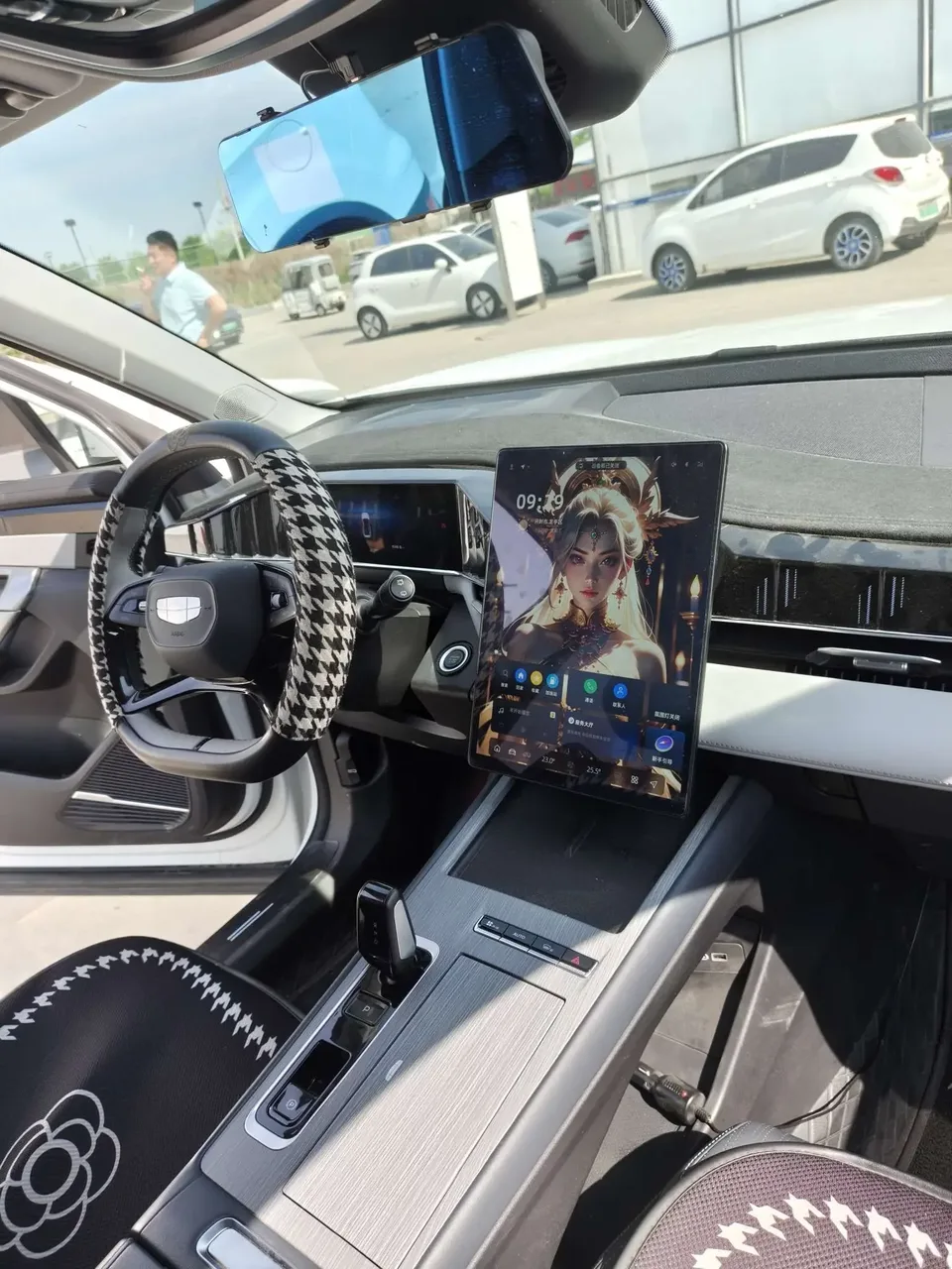 Geely Atlas L Boyue L 2024 1.5TD DCT Premium Edition 2024 — thumbnail 4