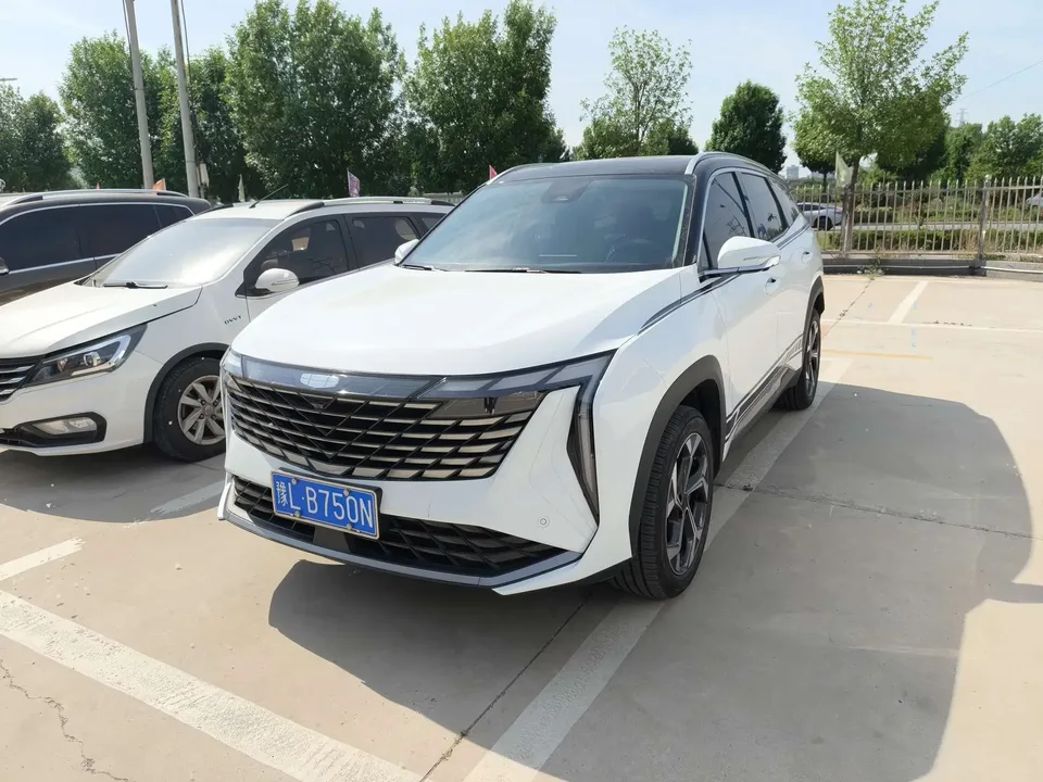 Geely Atlas L Boyue L 2024 1.5TD DCT Premium Edition 2024 — photo 1, buy with delivery to Moscow