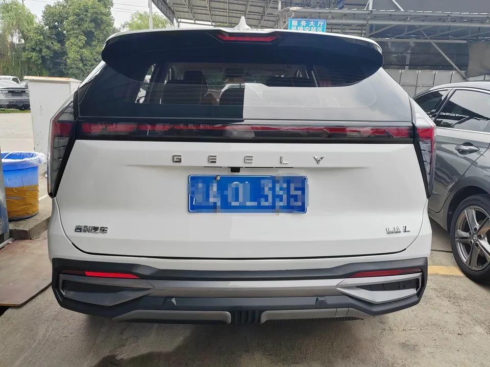 Geely Atlas L Boyue L 2023 1.5TD DCT Premium 2024 — миниатюра 2