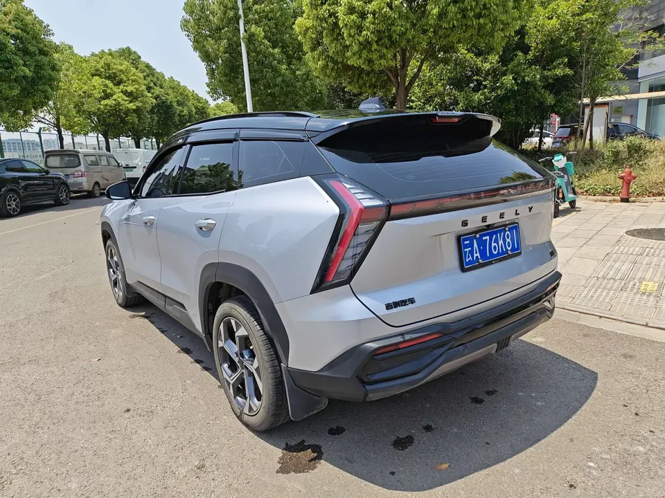 Geely Atlas L Boyue L 2023 1.5TD DCT Honor Edition 2023 — миниатюра 2