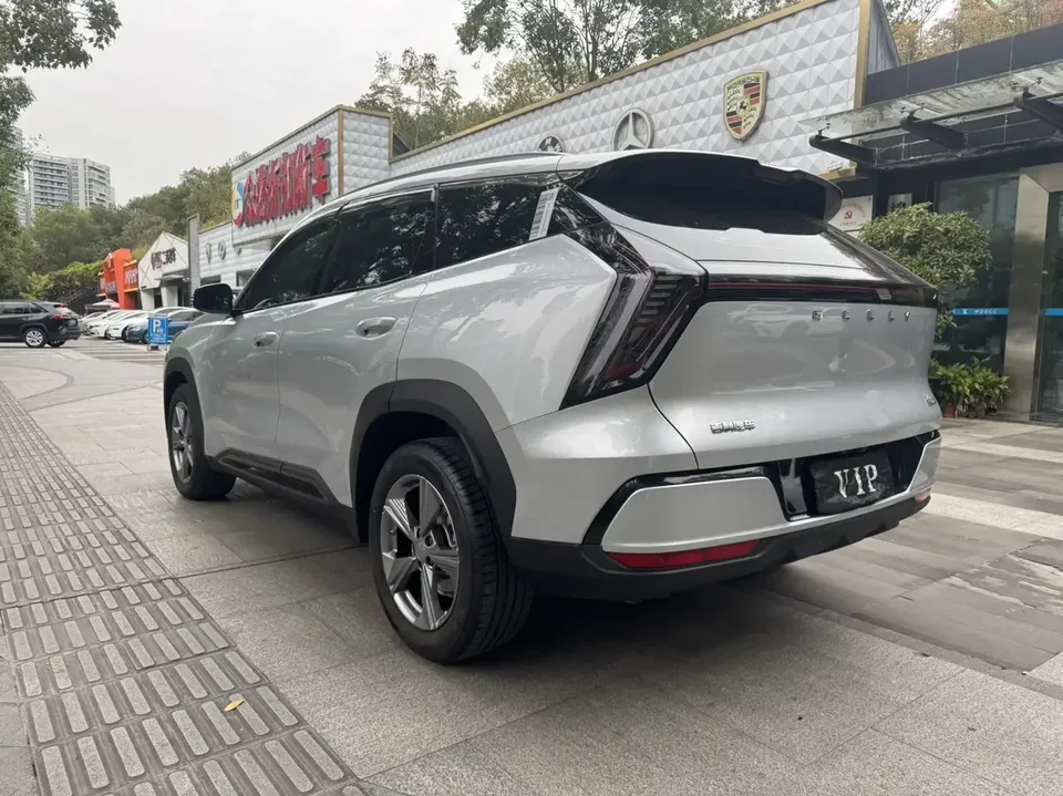 Geely Atlas L Boyue L 2025 The fourth generation 1.5TD DCT sets sail 2025 — thumbnail 4