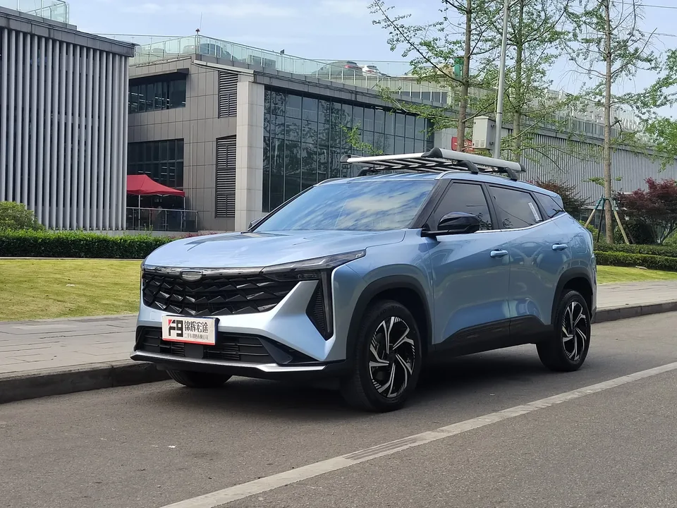 Geely Atlas Boyue 2024 1.5TD Smart Edition 2024 — photo 1, buy with delivery to Moscow