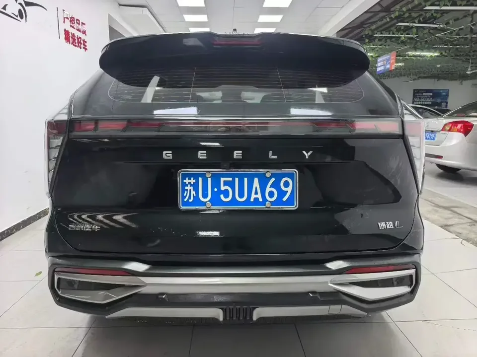 Geely Atlas L Boyue L 2024 1.5TD DCT Premium Edition 2024 — миниатюра 2