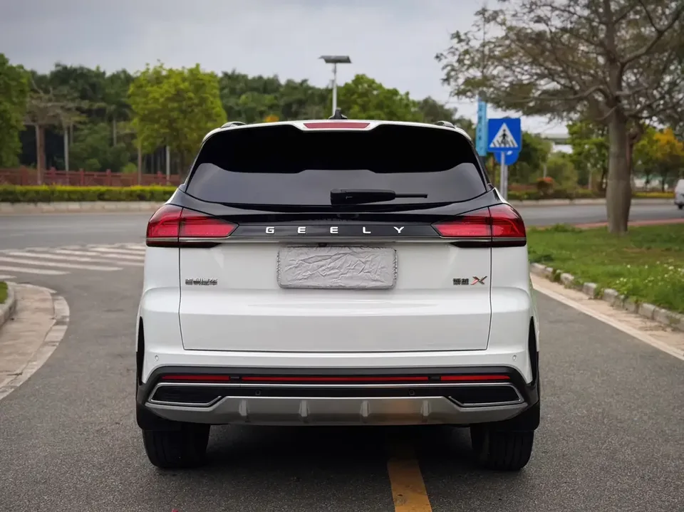 Geely Atlas Boyue 2022 Boyue X 1.8TD DCT Smart 2022 — thumbnail 2
