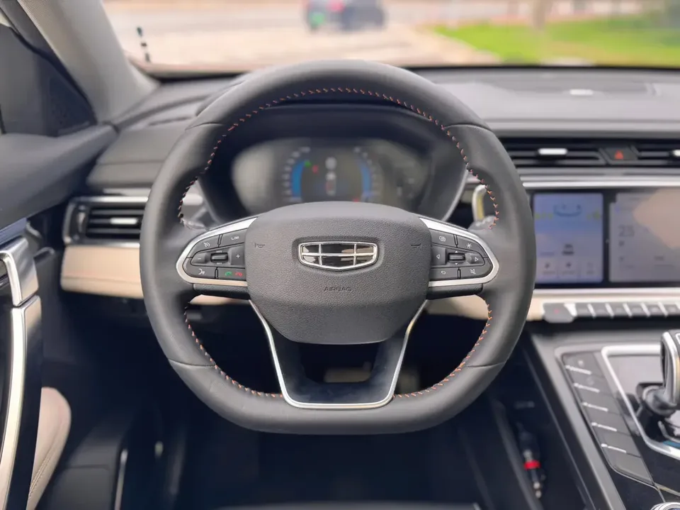Geely Atlas Boyue 2022 Boyue X 1.8TD DCT Smart 2022 — thumbnail 5