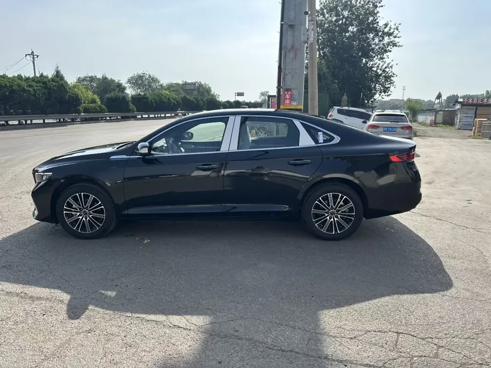 Geely Preface Xing Rui 2026 1.5T Dongfang Yao Fuyao Edition 2026 — thumbnail 4