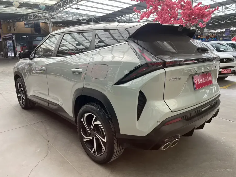 Geely Atlas Boyue 2023 Boyue COOL 1.5T Smart Connect 2024 — thumbnail 4