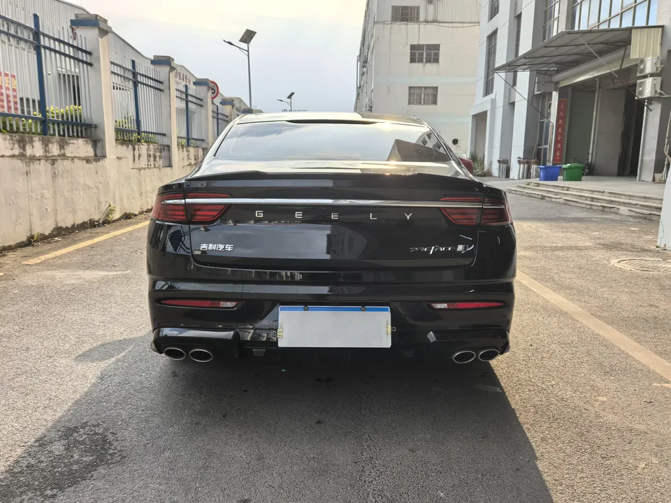 Geely Preface Xing Rui 2023 1.5T Kunlun Edition 2022 — thumbnail 2