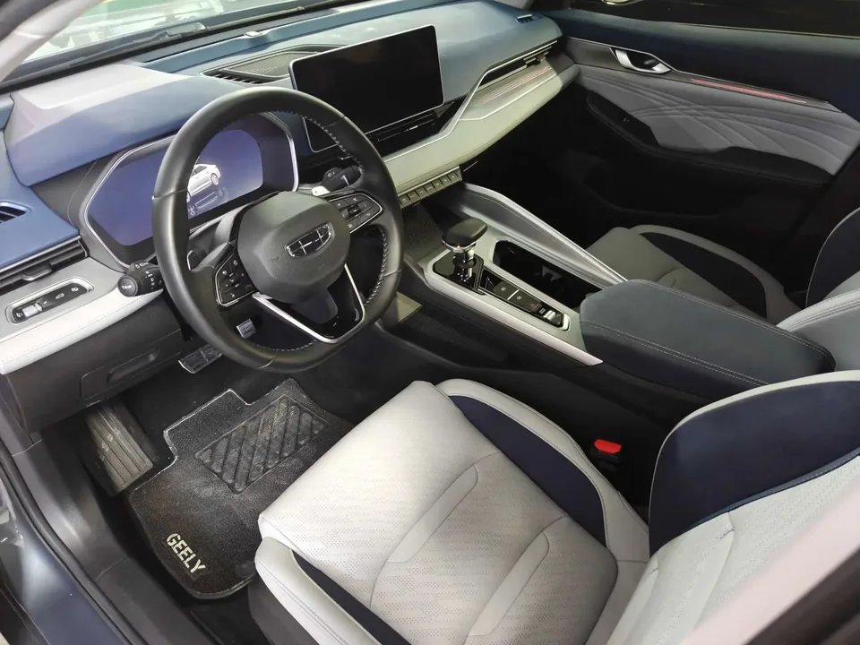 Geely Preface Xing Rui 2023 2.0T Premium 2023 — thumbnail 3