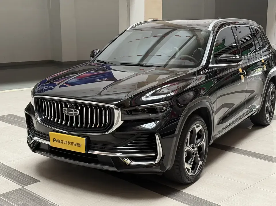 Geely Monjaro Xingyue L 2021 2.0TD DCT EVO 2WD Premium Edition 2022 — photo 1, buy with delivery to Moscow
