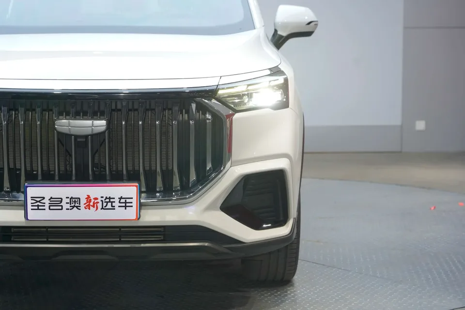 Geely Okavango Haoyue L 2023 2.0TD DCT Luxury 2024 — thumbnail 3
