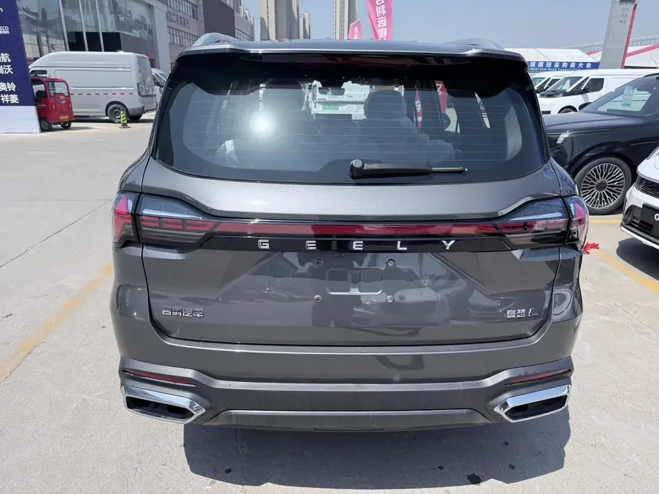 Geely Okavango Haoyue L 2026 1.5T DCT Happy 5-Seater 2026 — thumbnail 4