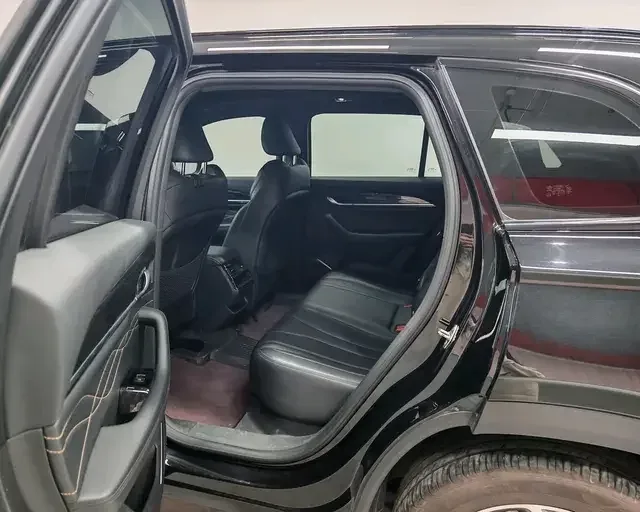 Geely Monjaro Xingyue L 2024 2.0TD DCT EVO 2WD Changfeng Edition 2024 — thumbnail 5
