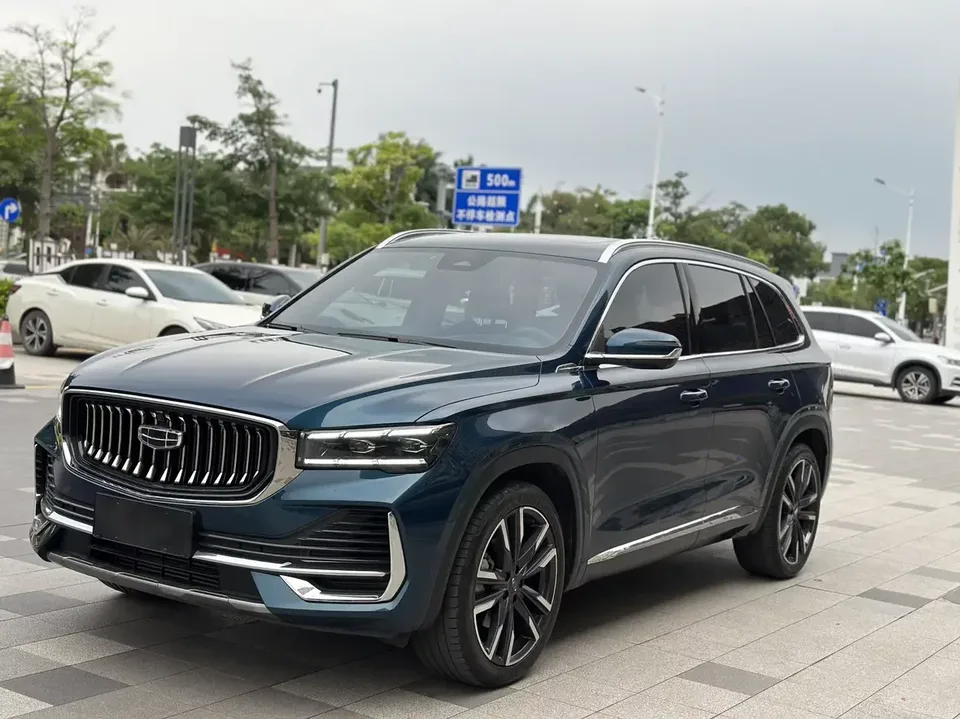 Geely Monjaro Xingyue L 2021 2.0TD DCT EVO 2WD Premium Edition 2022 — photo 1, buy with delivery to Moscow