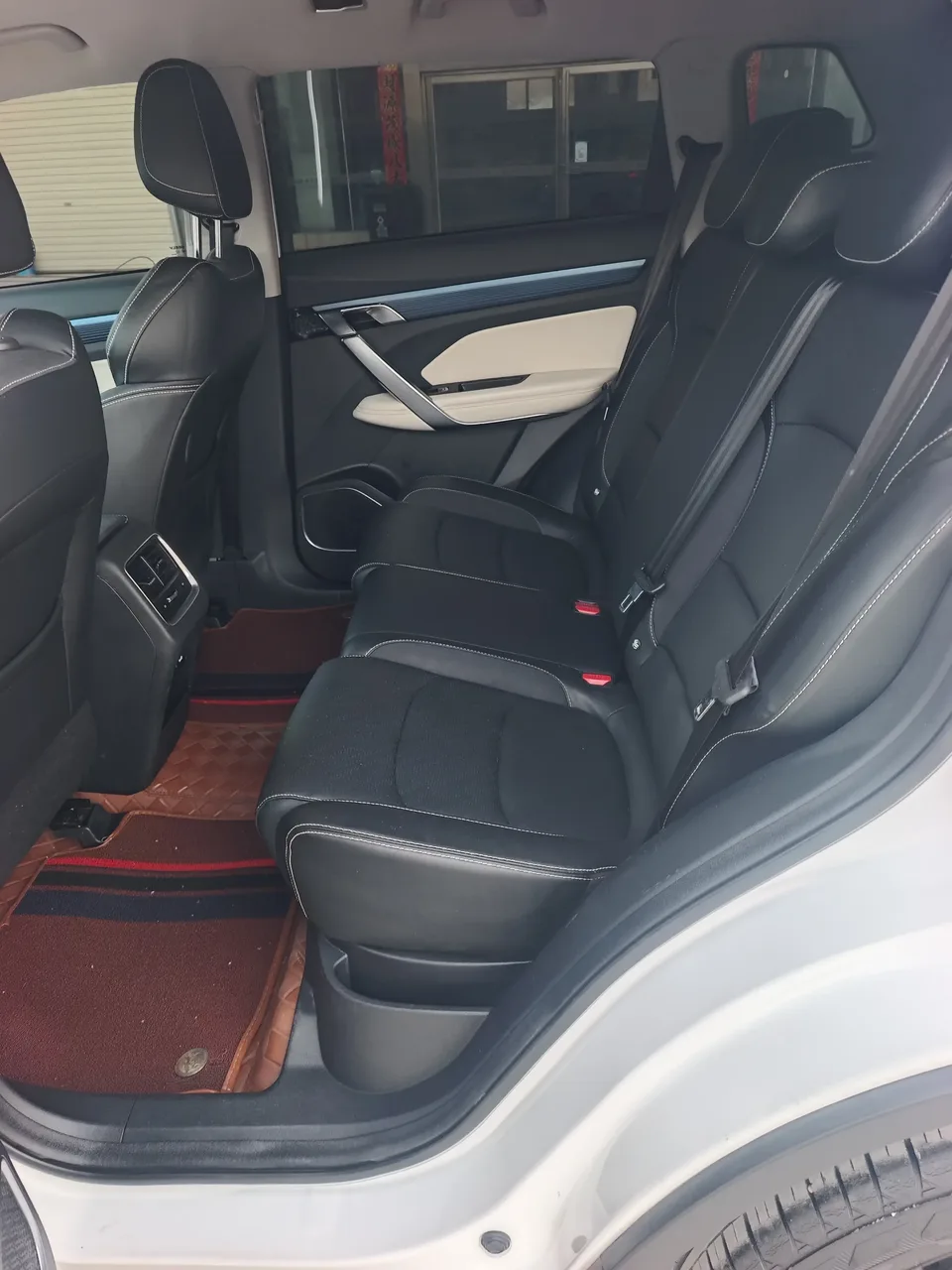 Geely Atlas Boyue 2022 Boyue X 1.8TD DCT Zhizun Edition 2023 — миниатюра 3