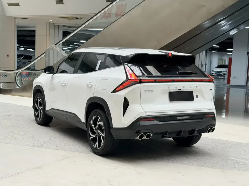 Geely Atlas Boyue 2024 1.5TD Dragon Edition 2024 — thumbnail 4