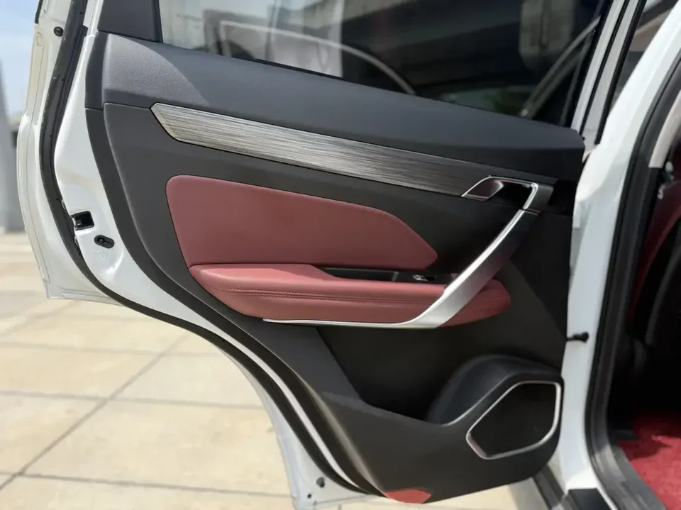 Geely Atlas Boyue 2022 Boyue X 1.8TD DCT Intelligent Connection 2023 — thumbnail 4