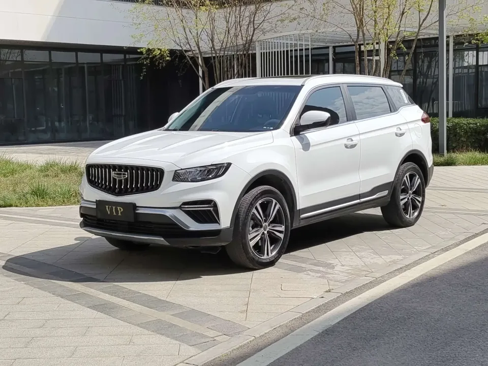 Geely Atlas Boyue 2022 1.8TD DCT Smart Elegant 2022 — photo 1, buy with delivery to Moscow