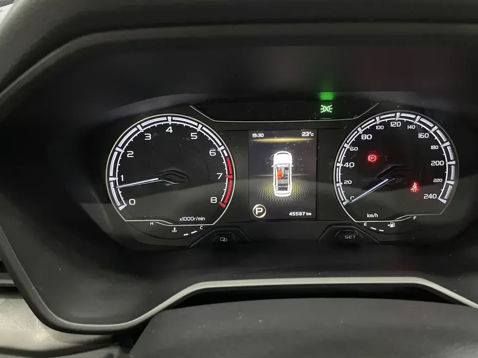 Geely Vision X6 Vision X6 2021 PRO 1.4T Automatic Premium 2023 — thumbnail 4