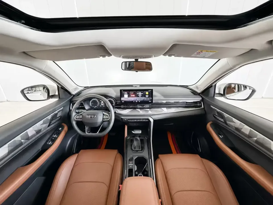 Geely Vision X6 Vision X6 2021 PRO 1.4T Automatic Premium 2022 — thumbnail 4