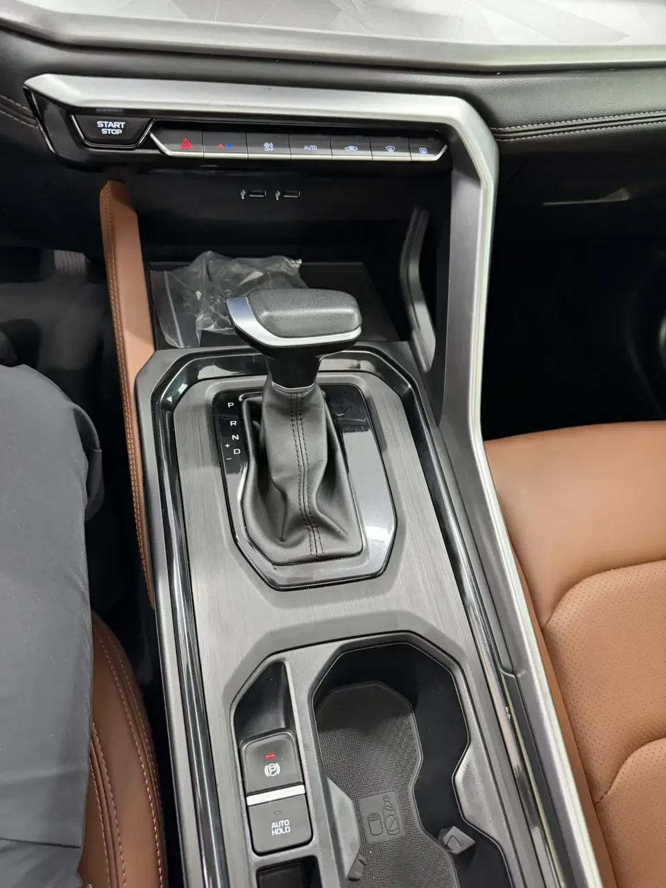 Geely Vision X6 Vision X6 2021 PRO 1.4T Automatic Premium 2023 — thumbnail 4