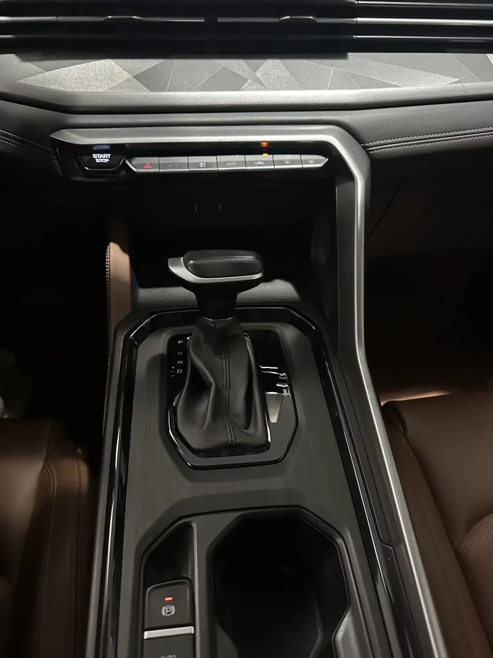 Geely Vision X6 Vision X6 2021 PRO 1.4T Automatic Premium 2022 — миниатюра 5