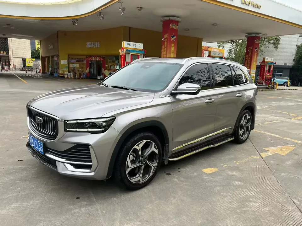 Geely Monjaro Xingyue L 2025 2.0TD 2WD Xingyun Edition 2025 — photo 1, buy with delivery to Moscow