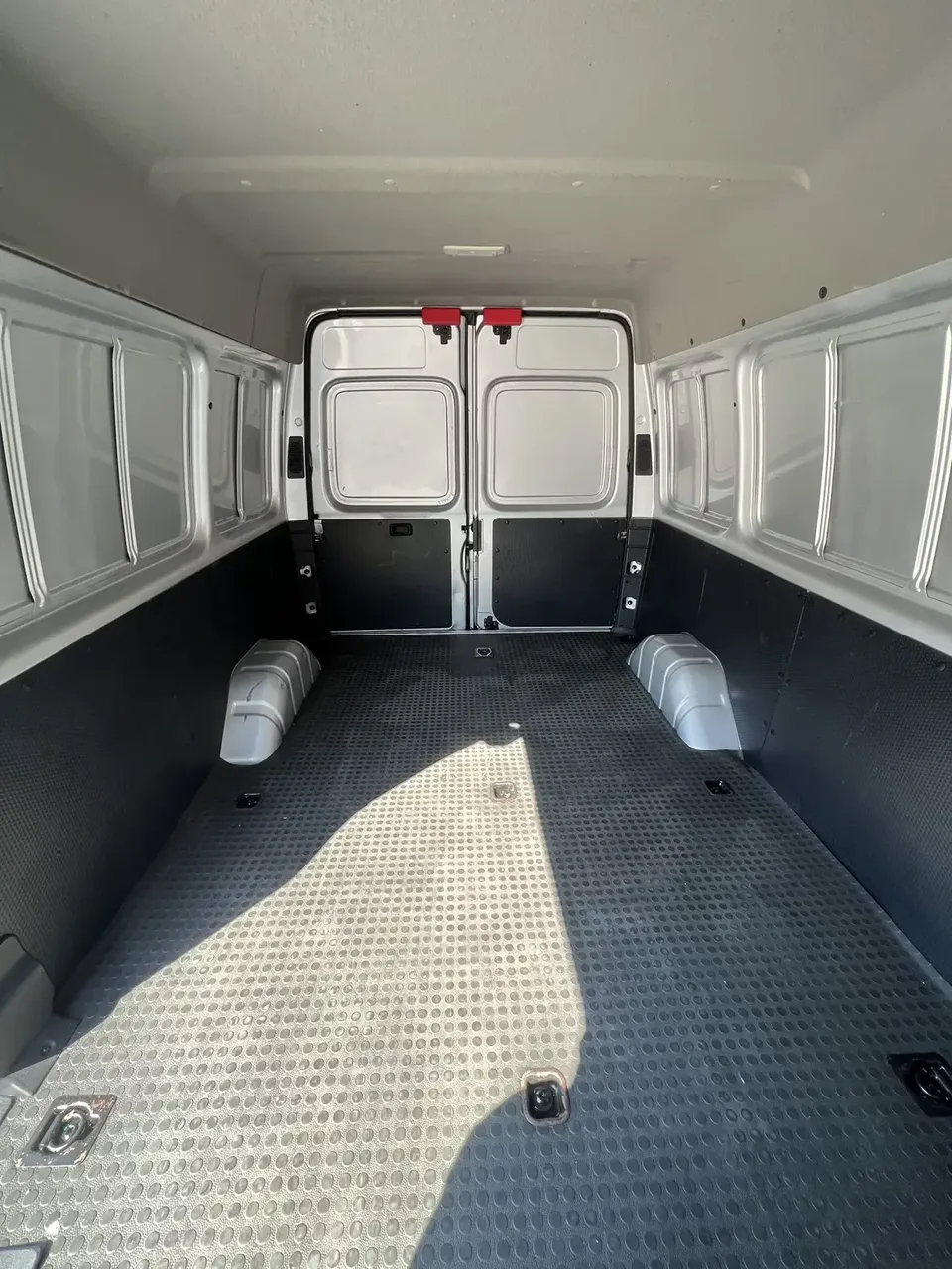Jiangling Teshun Teshun 2021 2.8T Space King Taurus Model Long Axis Medium High Top Rear Single Tire 3 Seater Diesel National VI JX493 2022 — миниатюра 3