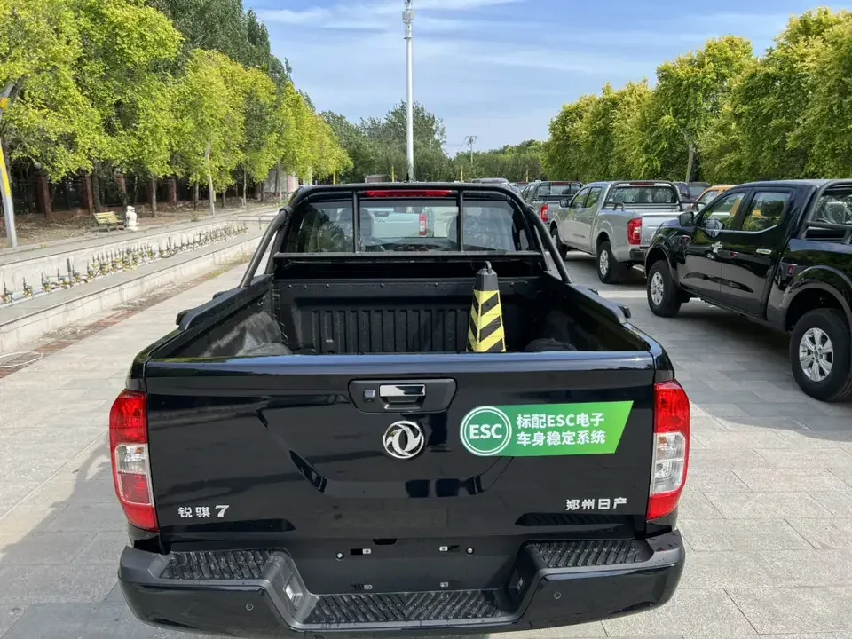 Dongfeng Ruiqi 7 Ruiqi 7 2022 2.3T manual two-wheel drive diesel flagship long cargo box M9T 2025 — thumbnail 2