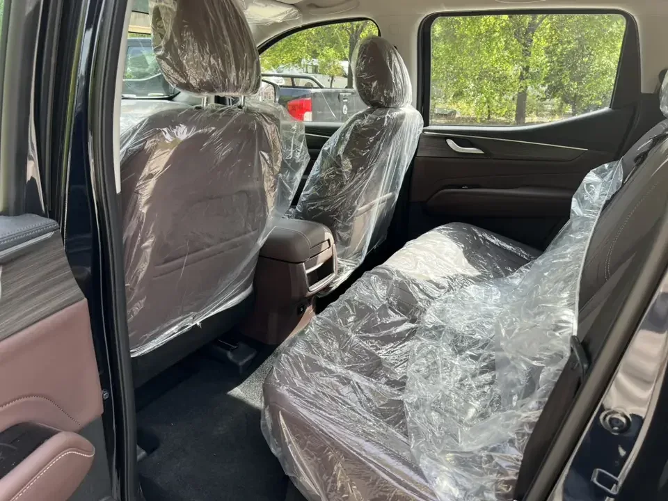 Dongfeng Ruiqi 7 Ruiqi 7 2022 2.3T manual two-wheel drive diesel flagship long cargo box M9T 2025 — thumbnail 3