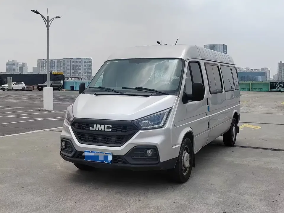 Jiangling Teshun Teshun 2019 2.8T Commercial Vehicle Long Axis Mid-Top 6 Seater Rear Single Tire National VI JX493 2022 — photo 1, buy with delivery to Moscow