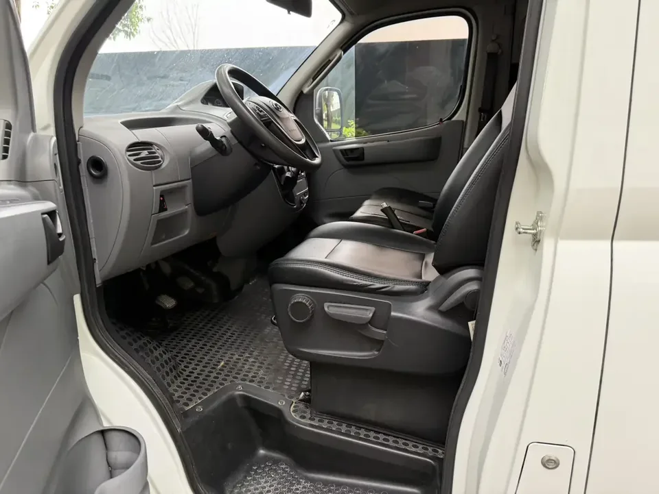 Datong Xintu V80 Xintu V80 2021 PLUS 2.0T 6-speed manual Aoyuntong long axis mid-top 6/7/8/9 seats 2022 — thumbnail 3