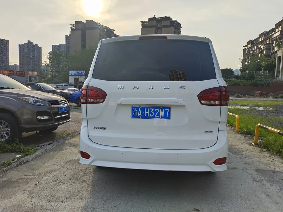 Datong Maxus G10 Maxus G10 2023 Modified 2.0L gasoline manual multi-function version 7 seats 2025 — thumbnail 2