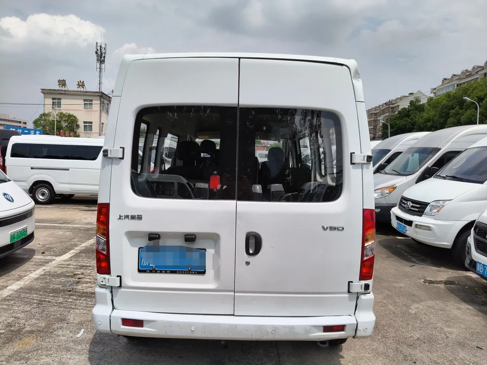 Datong Xintu V80 Xintu V80 2022 2.0T 6-speed manual classic Aoyuntong center axis center top 6/7/8/9 seats 127Ps 2022 — thumbnail 2
