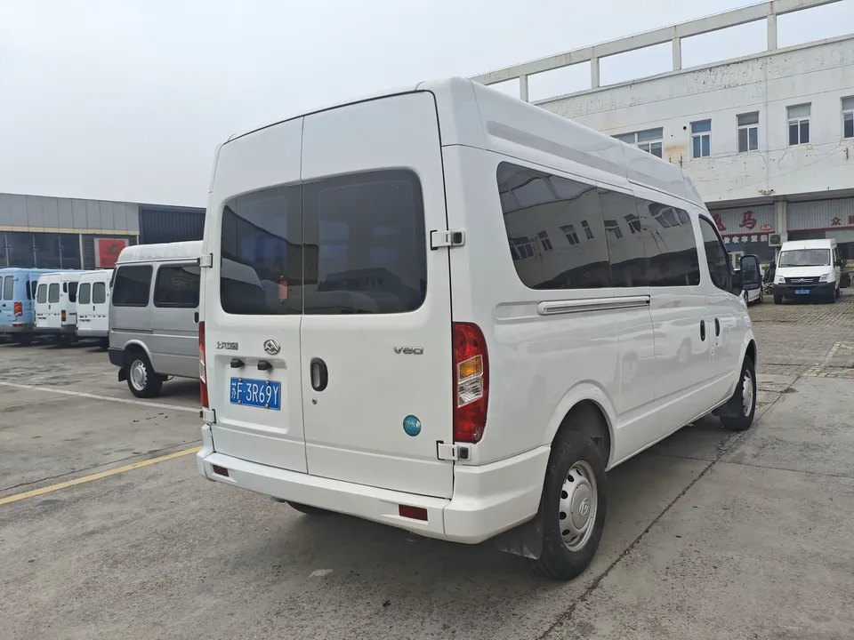 Datong Xintu V80 Xintu V80 2022 2.0T 6-speed manual classic Aoyuntong center axis center top 6/7/8/9 seats 127Ps 2022 — thumbnail 4