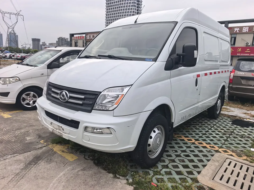 Datong Xintu V80 Xintu V80 2021 2.0T Classic City King 6-speed manual short-axle mid-top 3-seater 2022 — photo 1, buy with delivery to Moscow