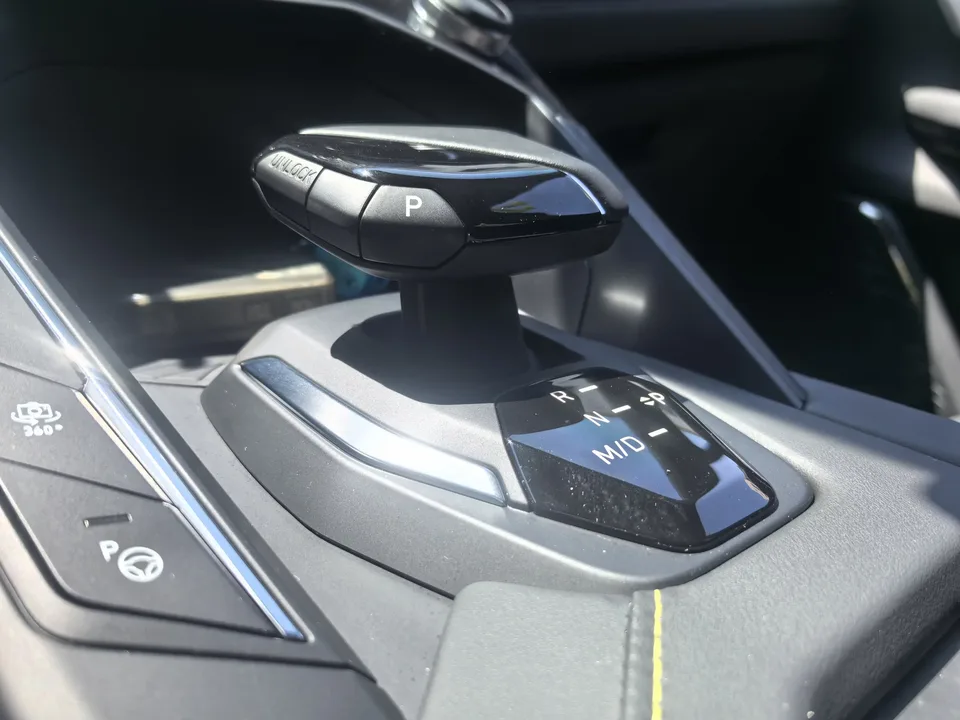 Lynk & Co 06 Lynk & Co 06 2023 Remix 1.5T Hero 2024 — thumbnail 4