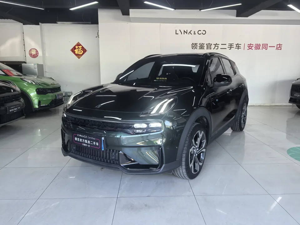 Lynk & Co 06 Lynk & Co 06 2023 Remix 1.5T Hero 2024 — photo 1, buy with delivery to Moscow