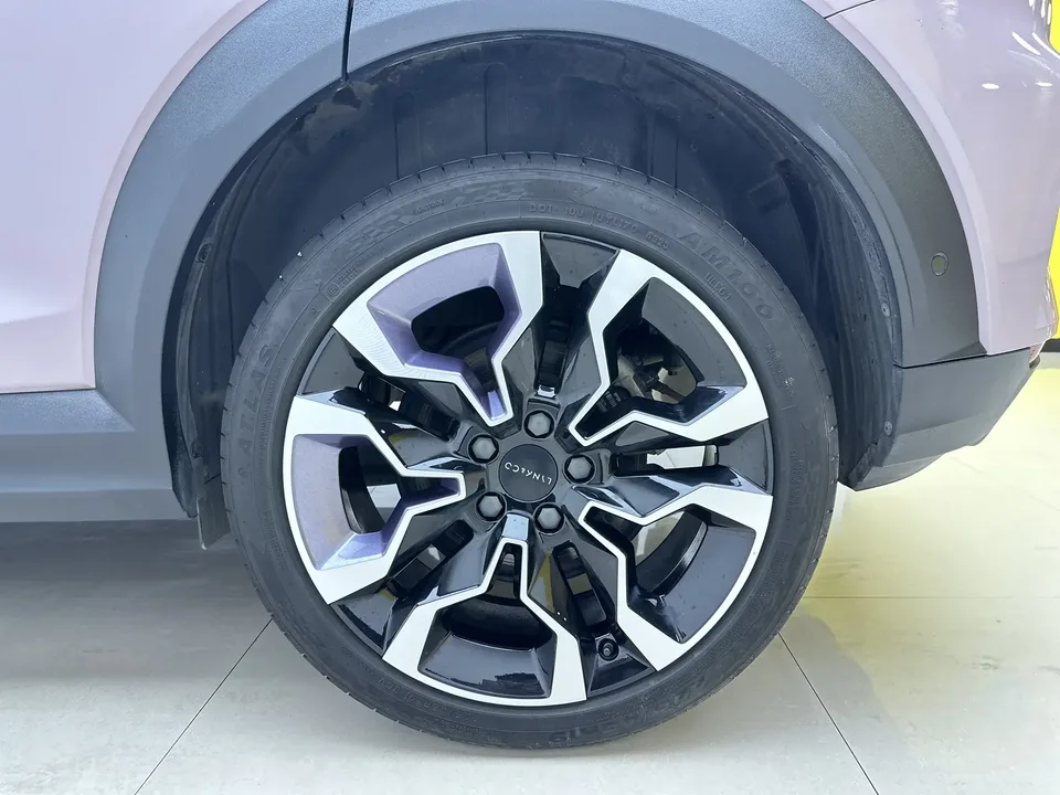 Lynk & Co 06 Lynk & Co 06 2023 Remix 1.5T Shero 2024 — thumbnail 3