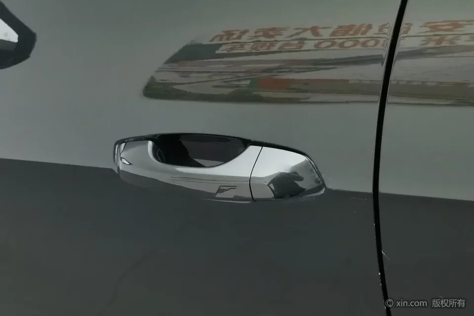 Lynk & Co 06 Lynk & Co 06 2023 Remix 1.5T Hero 2024 — thumbnail 3