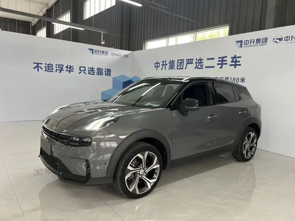 Lynk & Co 06 Lynk & Co 06 2023 Remix 1.5T JinHalo 2023 — photo 1, buy with delivery to Moscow