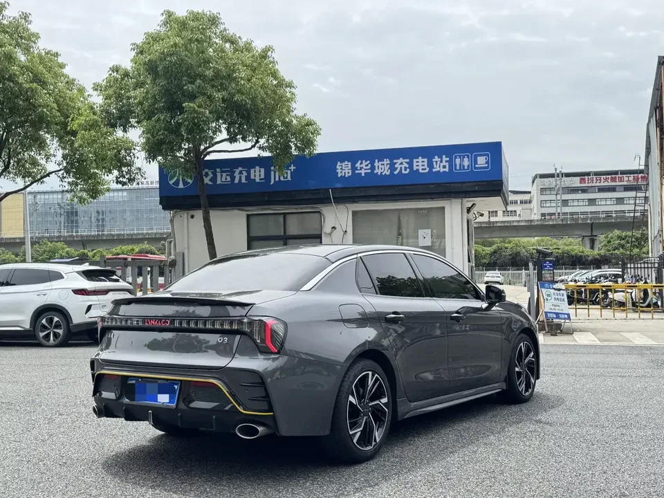 Lynk & Co 03 Lynk & Co 03 2023 1.5TD DCT Jin Pro 2024 — thumbnail 5