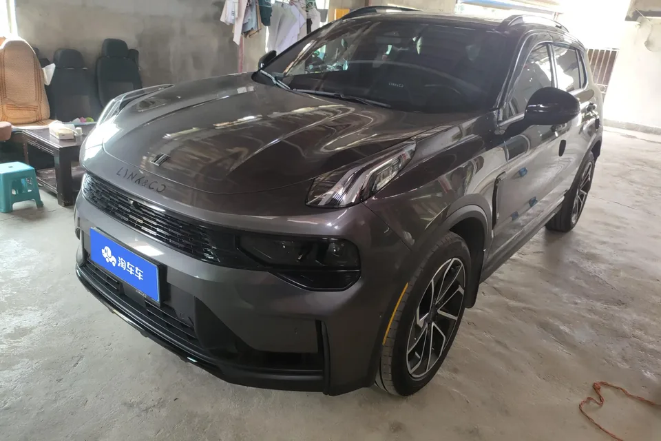 Lynk & Co 01 Lynk & Co 01 2023 EM-F PM 2022 — photo 1, buy with delivery to Moscow