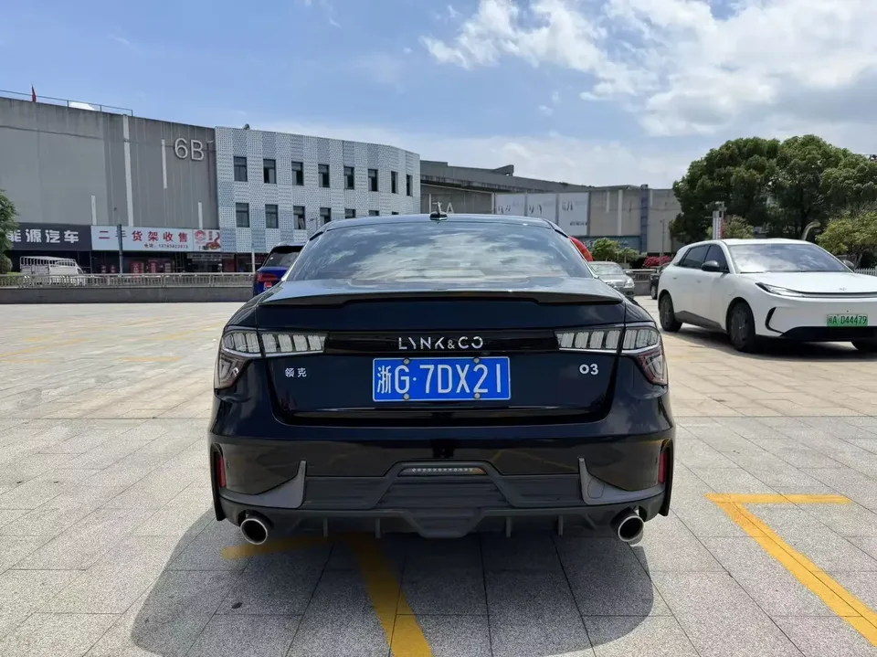Lynk & Co 03 Lynk & Co 03 2022 1.5TD DCT Jin Pro 2022 — thumbnail 2