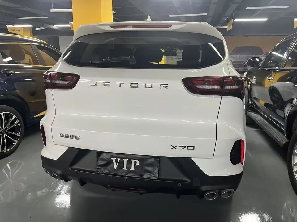 Jetour Jietu X70 Jietu X70 2023 1.5T DCT Beyond PRO 5 Seaters 2024 — thumbnail 2