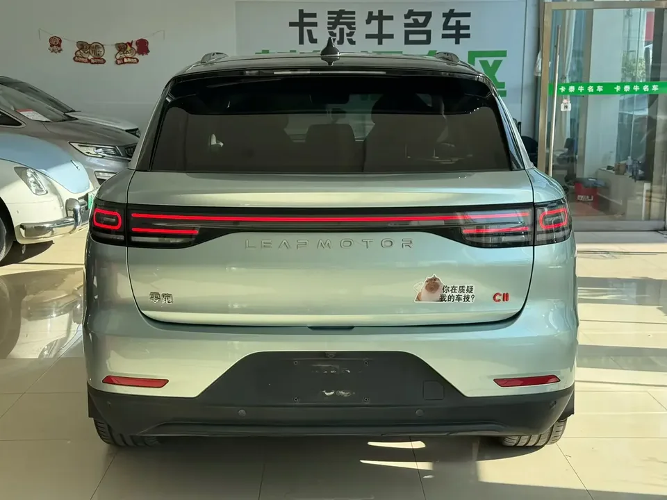 Leapmotor Zero running C11 Zero running C11 2021 Performance Edition 2022 — миниатюра 2
