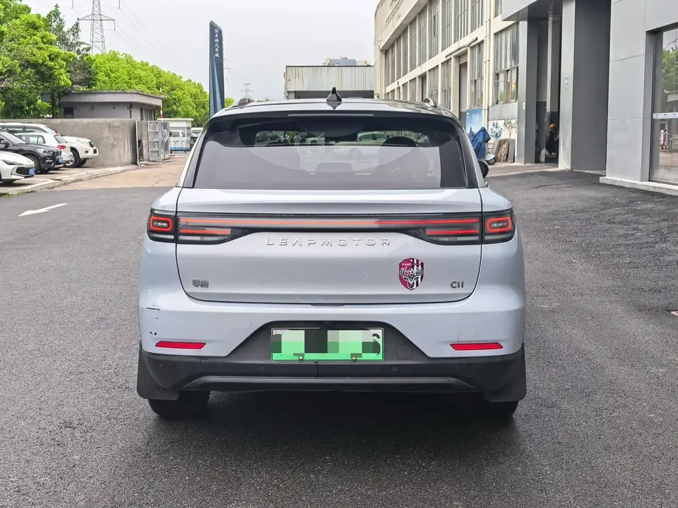 Leapmotor Zero running C11 Zero running C11 2023 Extended Range 285 Smart Edition 2023 — thumbnail 2