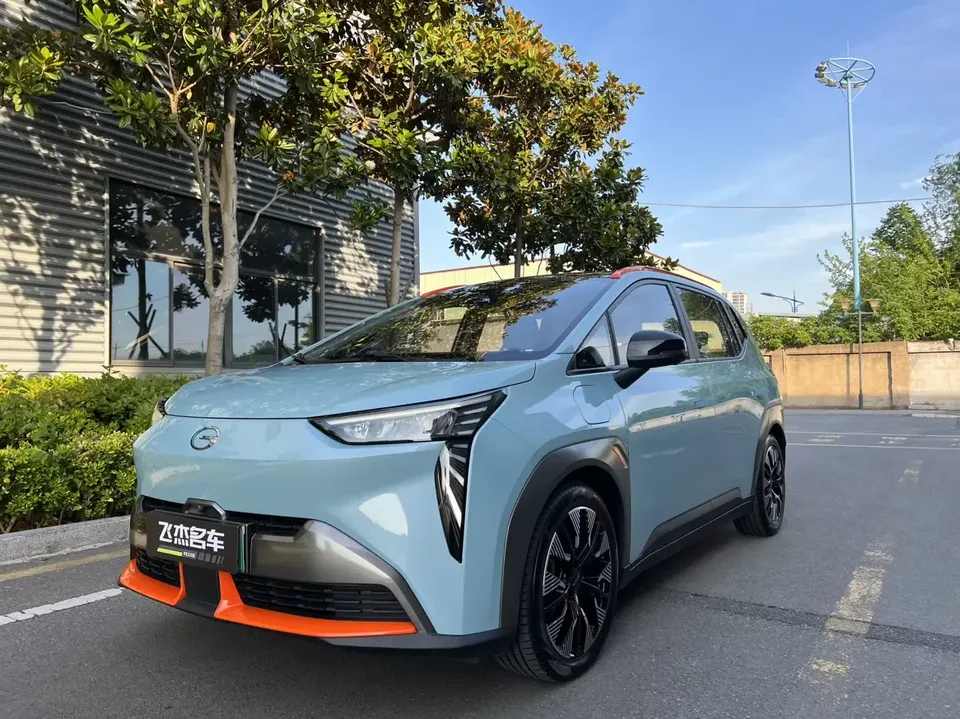 AION Y AION Y 2022 PLUS 70 Technology Edition 2022 — photo 1, buy with delivery to Moscow