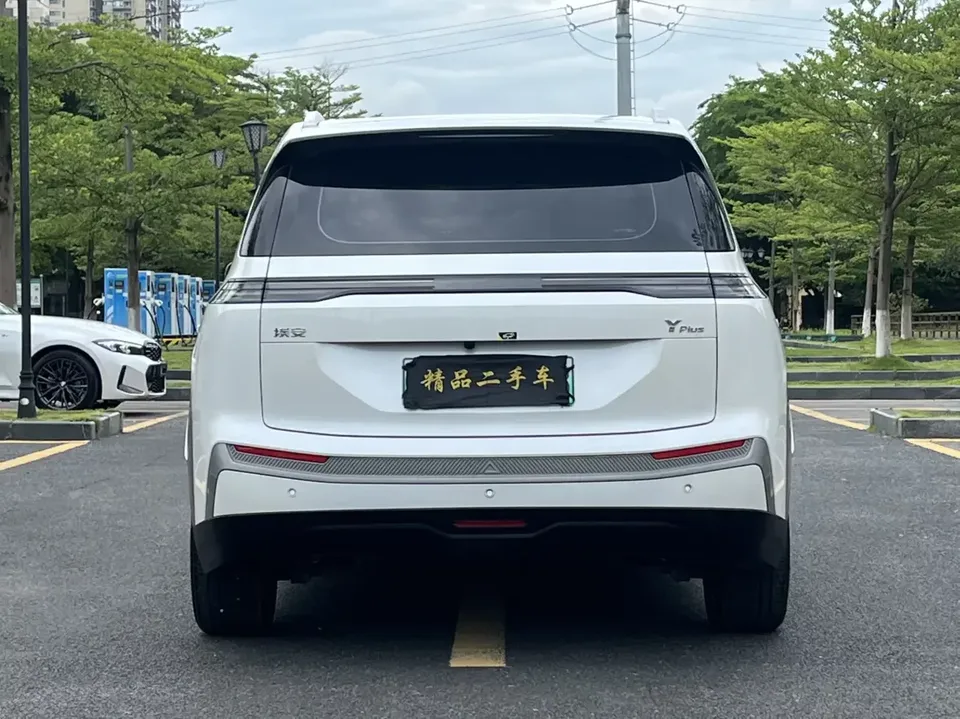 AION Y AION Y 2025 Plus 510 Smart Edition 2025 — миниатюра 2