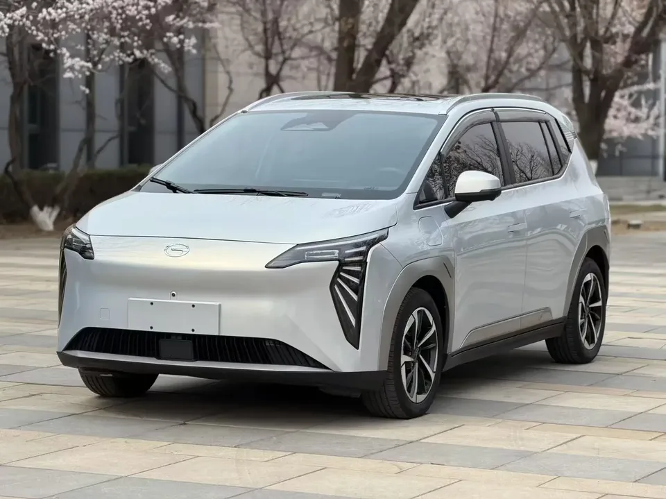 AION Y AION Y 2023 AION Y Younger Star Edition 2024 — photo 1, buy with delivery to Moscow